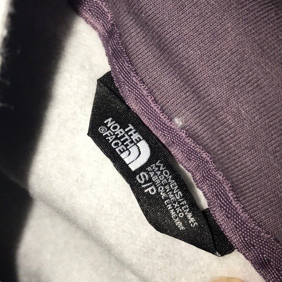 Gray North Face Logo Sweatshirt - Picture 4 of 4